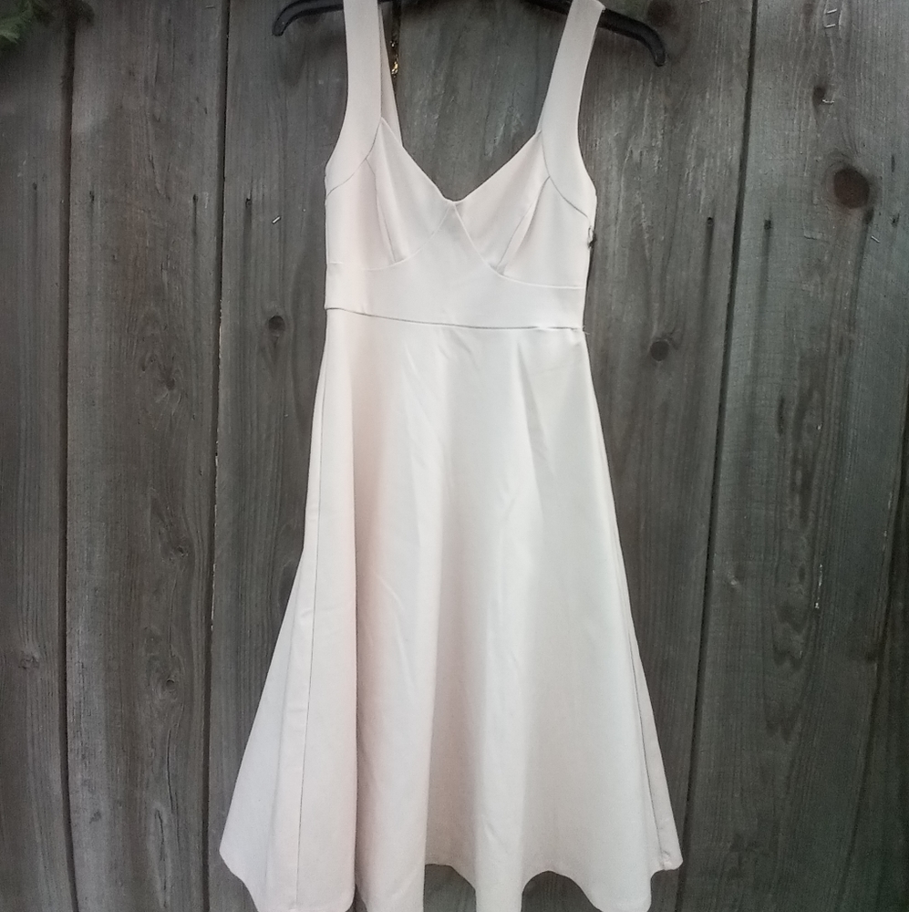 LULUS Dress Womens Size XS Cream Sleeveless Sun Dress Coveted Curated Collected